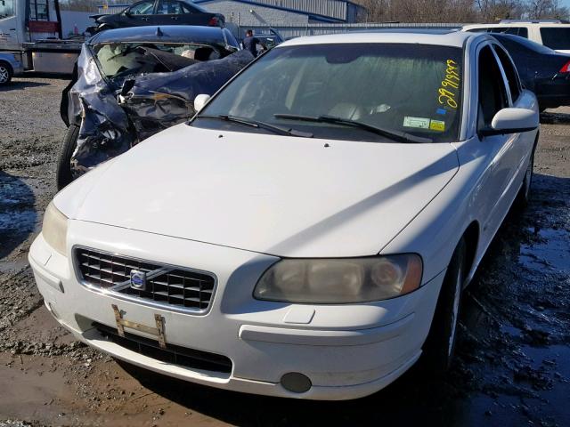 YV1RS592662554797 - 2006 VOLVO S60 2.5T WHITE photo 2