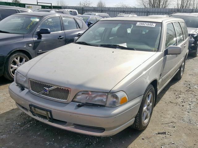 YV1LW61J2Y2660346 - 2000 VOLVO V70 BASE SILVER photo 2