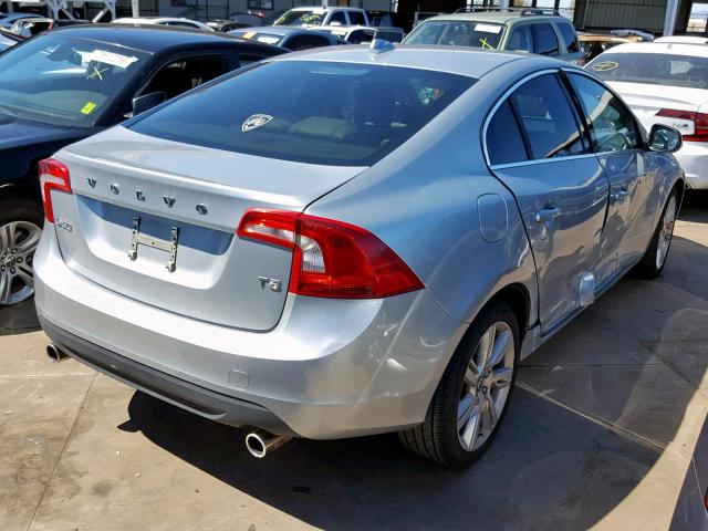 YV1612FS0D2201607 - 2013 VOLVO S60 T5 SILVER photo 4