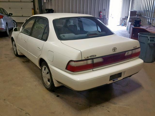 2T1BB02E1TC147062 - 1996 TOYOTA COROLLA DX WHITE photo 3