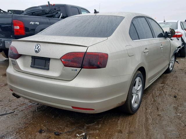 3VWLL7AJ0EM261666 - 2014 VOLKSWAGEN JETTA TDI GOLD photo 4