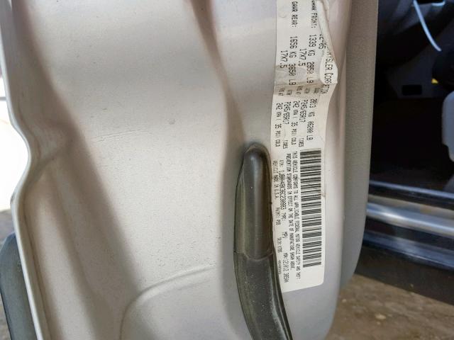 1J8HH48K36C230883 - 2006 JEEP COMMANDER SILVER photo 10