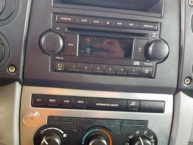 1J8HH48K36C230883 - 2006 JEEP COMMANDER SILVER photo 9