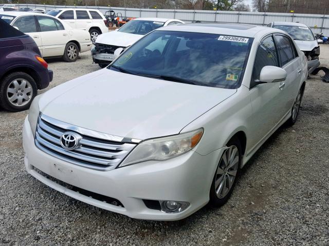 4T1BK3DB8BU387050 - 2011 TOYOTA AVALON BAS WHITE photo 2