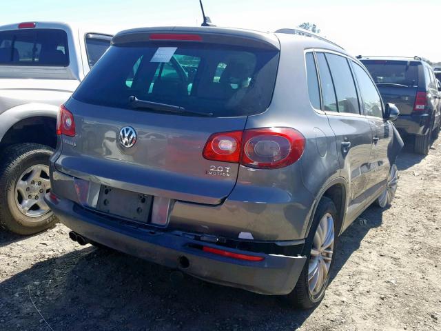 WVGBV95N09W001318 - 2009 VOLKSWAGEN TIGUAN SE GRAY photo 4