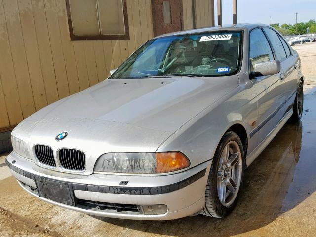 WBADN5345YGC95601 - 2000 BMW 540 I SILVER photo 2