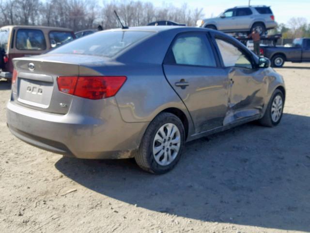 KNAFU4A22C5482853 - 2012 KIA FORTE EX CHARCOAL photo 4