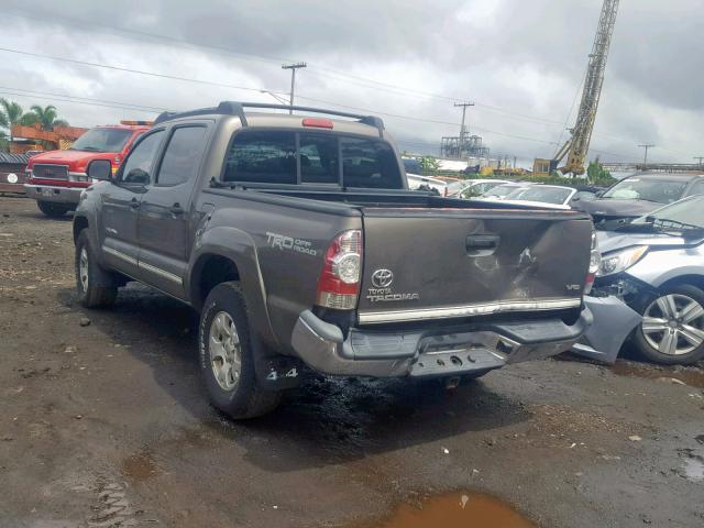 3TMLU4EN3DM113375 - 2013 TOYOTA TACOMA DOU BROWN photo 3