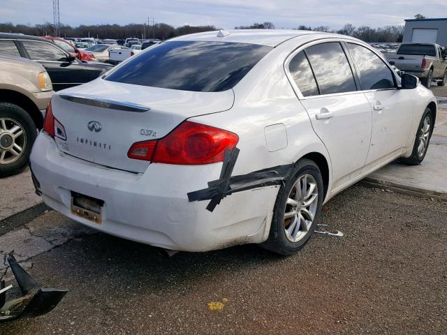 JNKCV61F09M054665 - 2009 INFINITI G37 WHITE photo 4