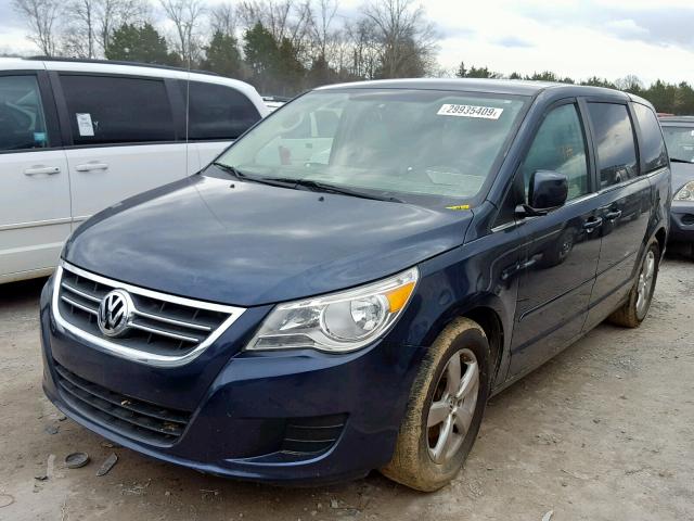 2V8HW34139R554744 - 2009 VOLKSWAGEN ROUTAN SE BLUE photo 2