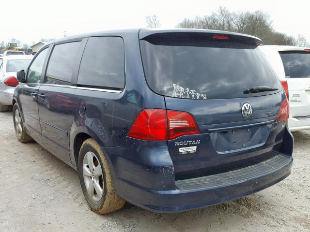 2V8HW34139R554744 - 2009 VOLKSWAGEN ROUTAN SE BLUE photo 3