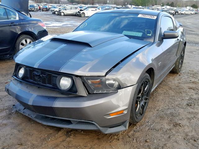 1ZVBP8CH9A5145821 - 2010 FORD MUSTANG GT GRAY photo 2