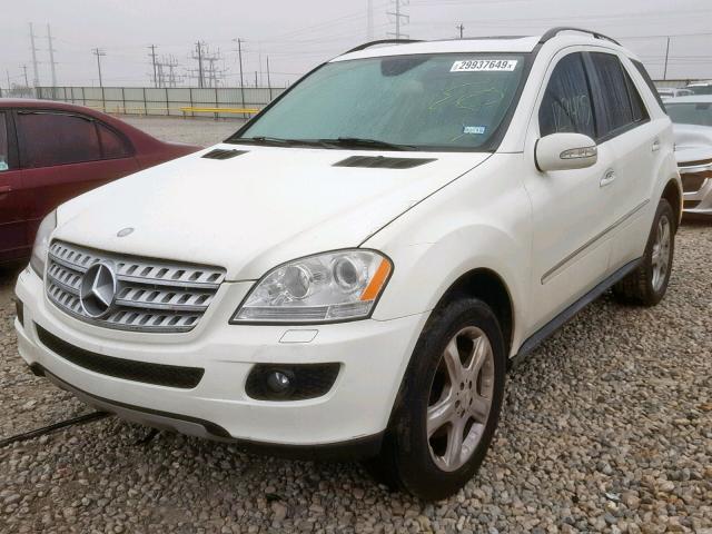 4JGBB22E48A364690 - 2008 MERCEDES-BENZ ML 320 CDI WHITE photo 2