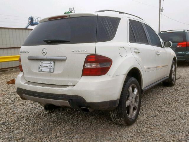 4JGBB22E48A364690 - 2008 MERCEDES-BENZ ML 320 CDI WHITE photo 4