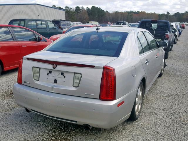 1G6DZ67A180160640 - 2008 CADILLAC STS GRAY photo 4