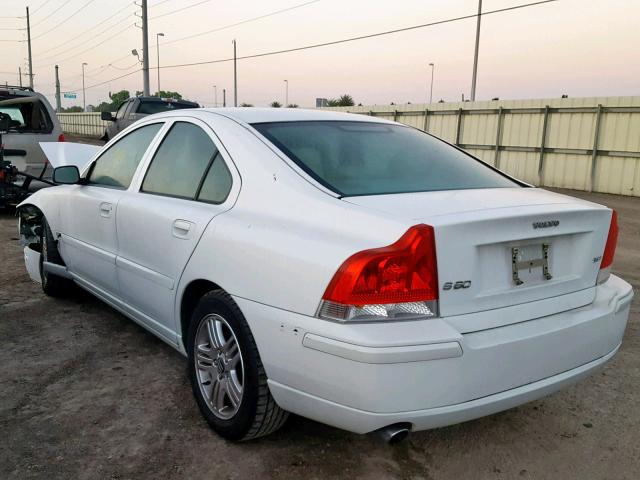 YV1RS592862517010 - 2006 VOLVO S60 2.5T WHITE photo 3