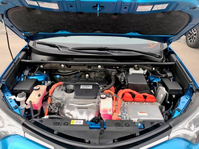 JTMRJREV4HD128596 - 2017 TOYOTA RAV4 HV LE BLUE photo 7