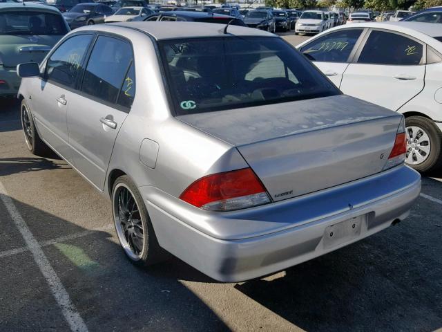 JA3AJ26EX3U082380 - 2003 MITSUBISHI LANCER ES SILVER photo 3