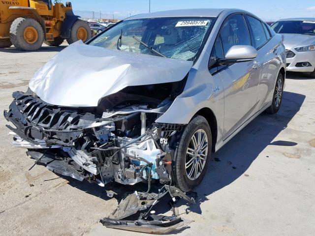 JTDKARFP0H3005076 - 2017 TOYOTA PRIUS PRIM 银色 照片 2