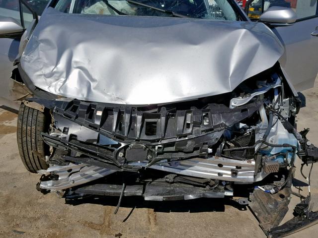 JTDKARFP0H3005076 - 2017 TOYOTA PRIUS PRIM 银色 照片 7