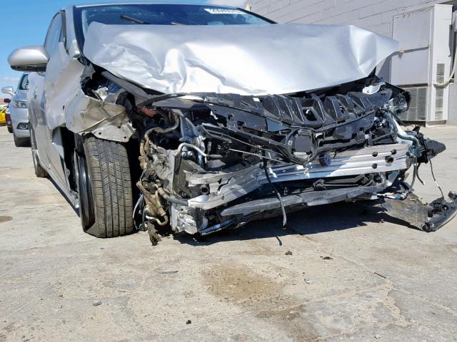 JTDKARFP0H3005076 - 2017 TOYOTA PRIUS PRIM 银色 照片 9