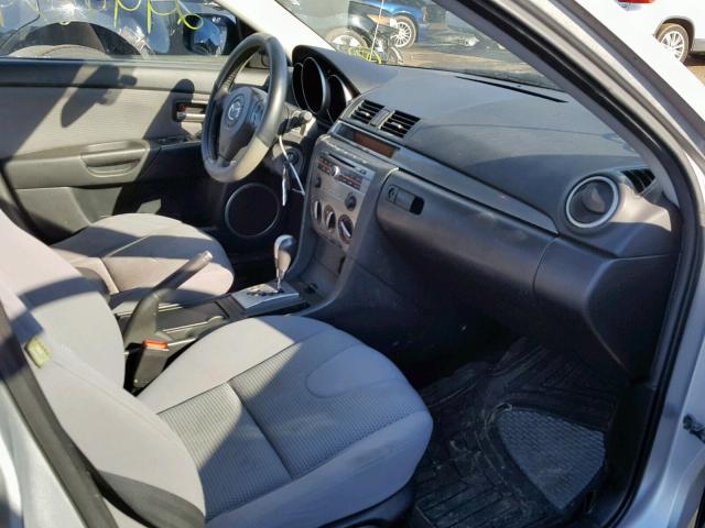 JM1BK324771621213 - 2007 MAZDA 3 S GRAY photo 5