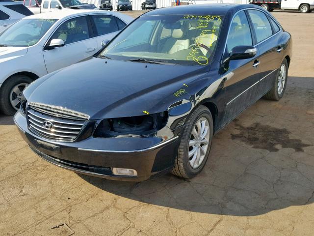 KMHFC46F48A291060 - 2008 HYUNDAI AZERA SE BLACK photo 2