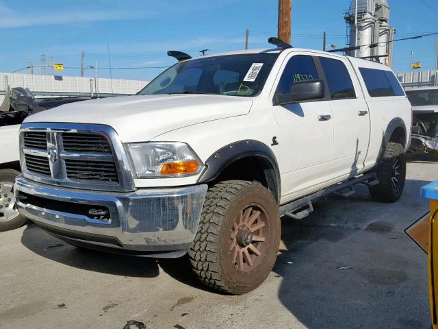 3D7UT2CL3BG627516 - 2011 DODGE RAM 2500 WHITE photo 2