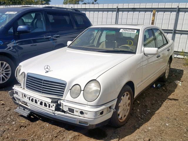 WDBJF65H7XA883649 - 1999 MERCEDES-BENZ E 320 WHITE photo 2