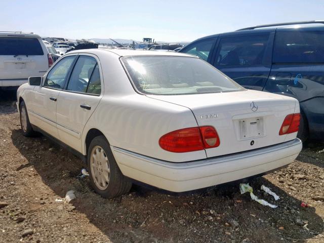 WDBJF65H7XA883649 - 1999 MERCEDES-BENZ E 320 WHITE photo 3