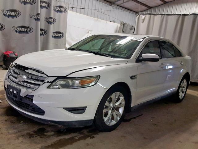 1FAHP2EW9AG133667 - 2010 FORD TAURUS SEL WHITE photo 2