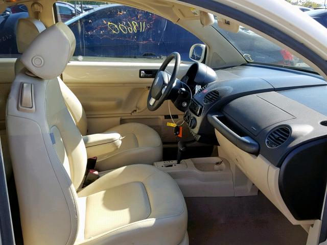 3VWRG31C97M509330 - 2007 VOLKSWAGEN NEW BEETLE კრემისფერი ფოტო 5
