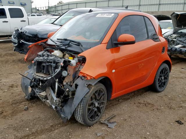 WMEFJ5DA8GK055464 - 2016 SMART FORTWO ORANGE photo 2