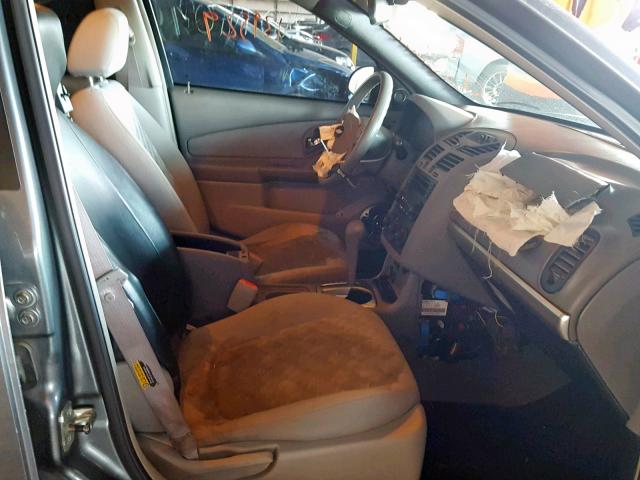 1G1ZT52854F227209 - 2004 CHEVROLET MALIBU LS GRAY photo 5