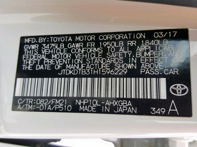 JTDKDTB31H1596229 - 2017 TOYOTA PRIUS C WHITE photo 10