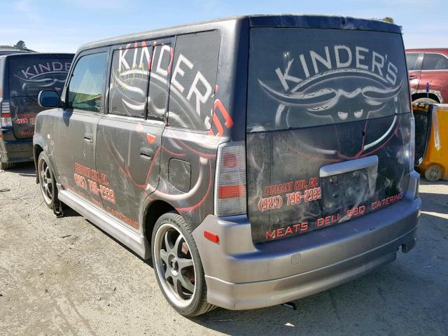 JTLKT324X54003753 - 2005 TOYOTA SCION XB BLACK photo 3