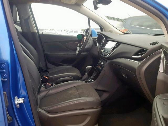 KL4CJASB5JB624956 - 2018 BUICK ENCORE PRE BLUE photo 5