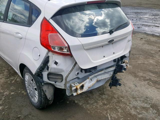 3FADP4TJ4FM149547 - 2015 FORD FIESTA S WHITE photo 9