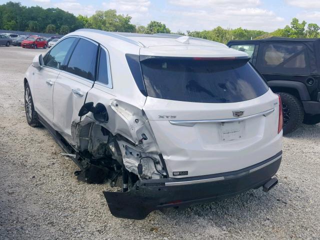 1GYKNCRS2HZ100621 - 2017 CADILLAC XT5 PREMIU WHITE photo 3