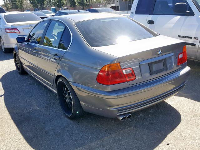 WBAAV53431FK45047 - 2001 BMW 330 I GRAY photo 3