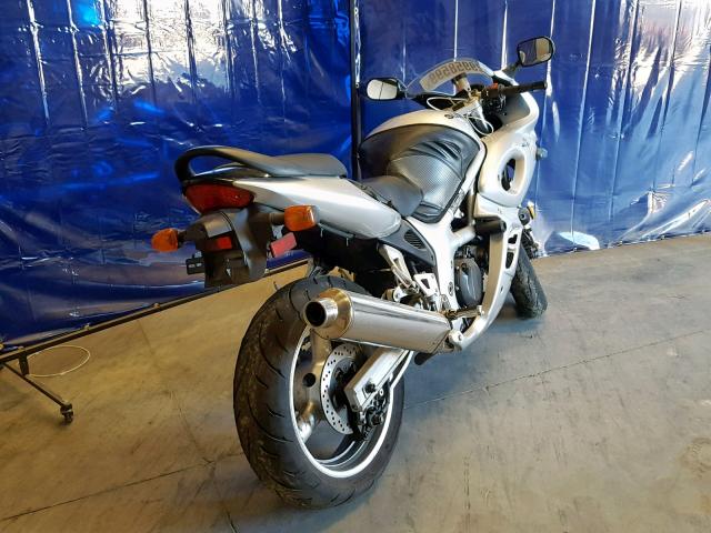 JS1VP52A622104157 - 2002 SUZUKI SV650 S SILVER photo 4