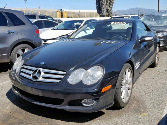 WDBSK71F38F135768 - 2008 MERCEDES-BENZ SL 550 BLACK photo 2