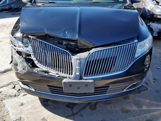 2LMHJ5NK5EBL51614 - 2014 LINCOLN MKT BLACK photo 7