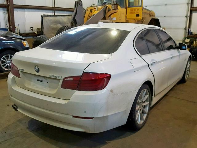 WBAXH5C53DDW15732 - 2013 BMW 528 XI WHITE photo 4