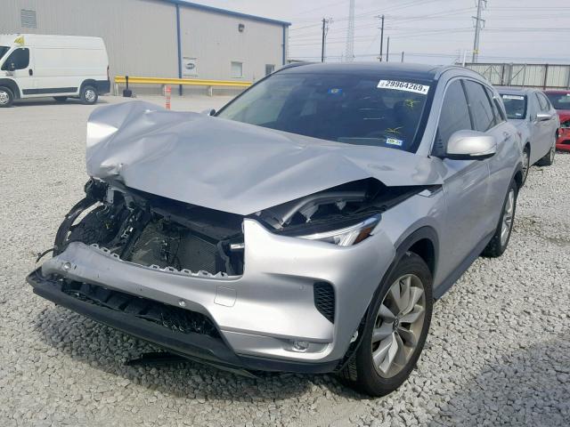 3PCAJ5M1XKF115243 - 2019 INFINITI QX50 ESSEN SILVER photo 2