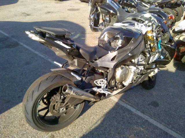 WB10D2107GZ353708 - 2016 BMW S 1000 RR BLACK photo 4