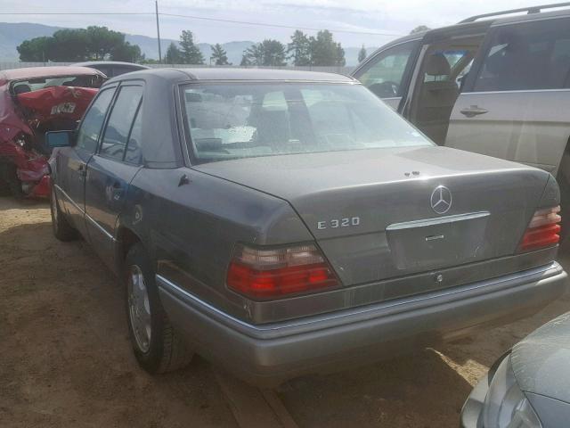 WDBEA32E6RC115001 - 1994 MERCEDES-BENZ E 320 GRAY photo 3