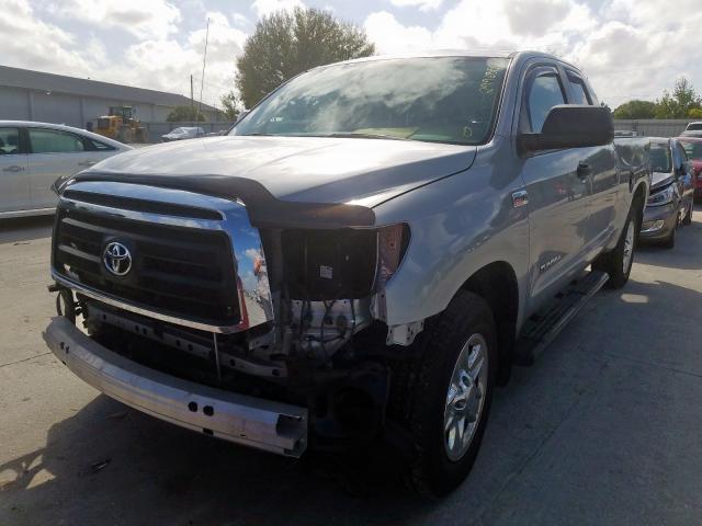 5TFRY5F19DX147167 - 2013 TOYOTA TUNDRA DOUBLE CAB SR5  photo 2