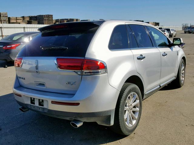 2LMDJ6JK0BBJ07987 - 2011 LINCOLN MKX SILVER photo 4