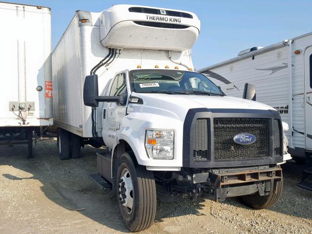 1FDNF6DC5HDB00963 - 2017 FORD F650 SUPER WHITE photo 1